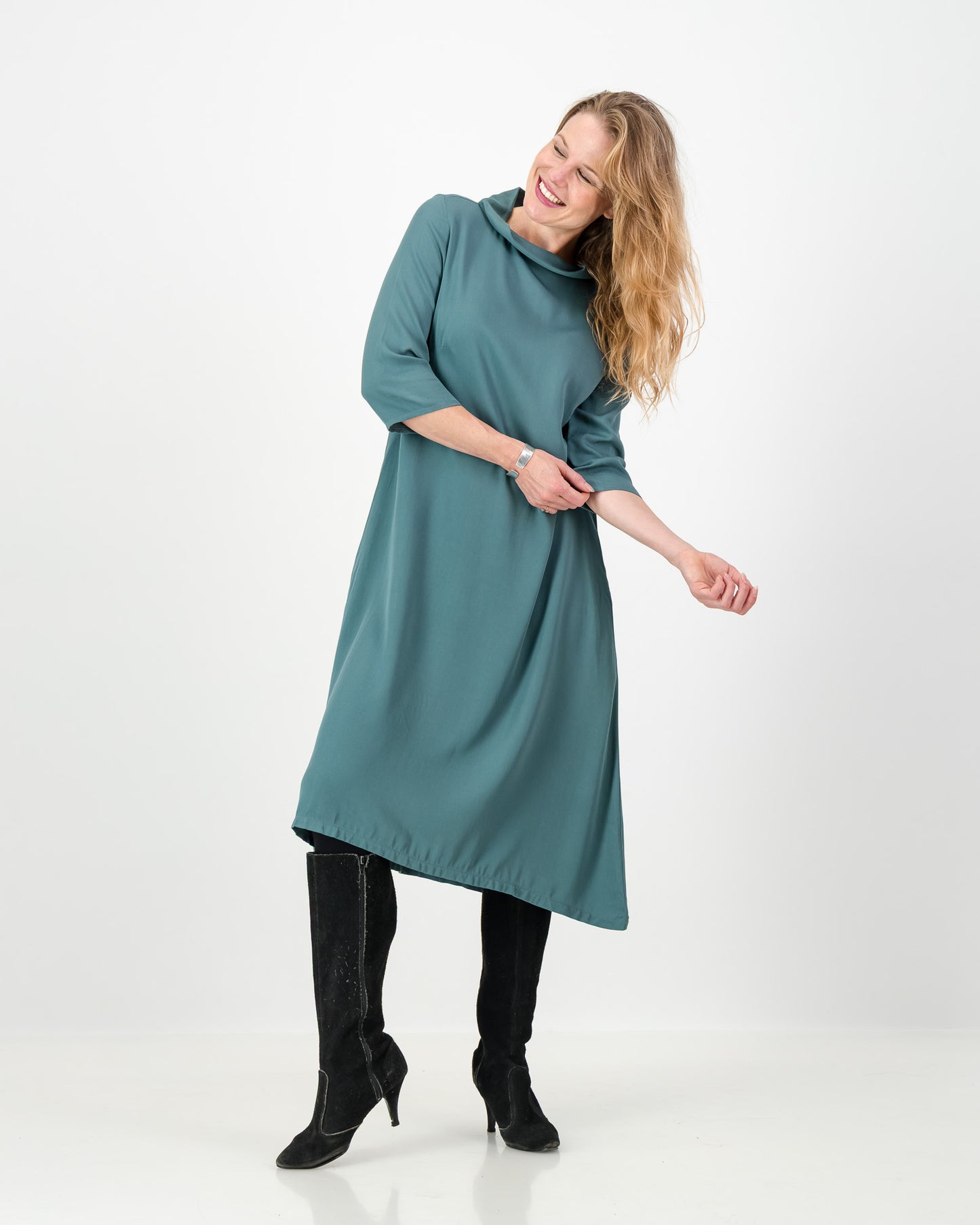 mila short loose winter dress - seafoam green