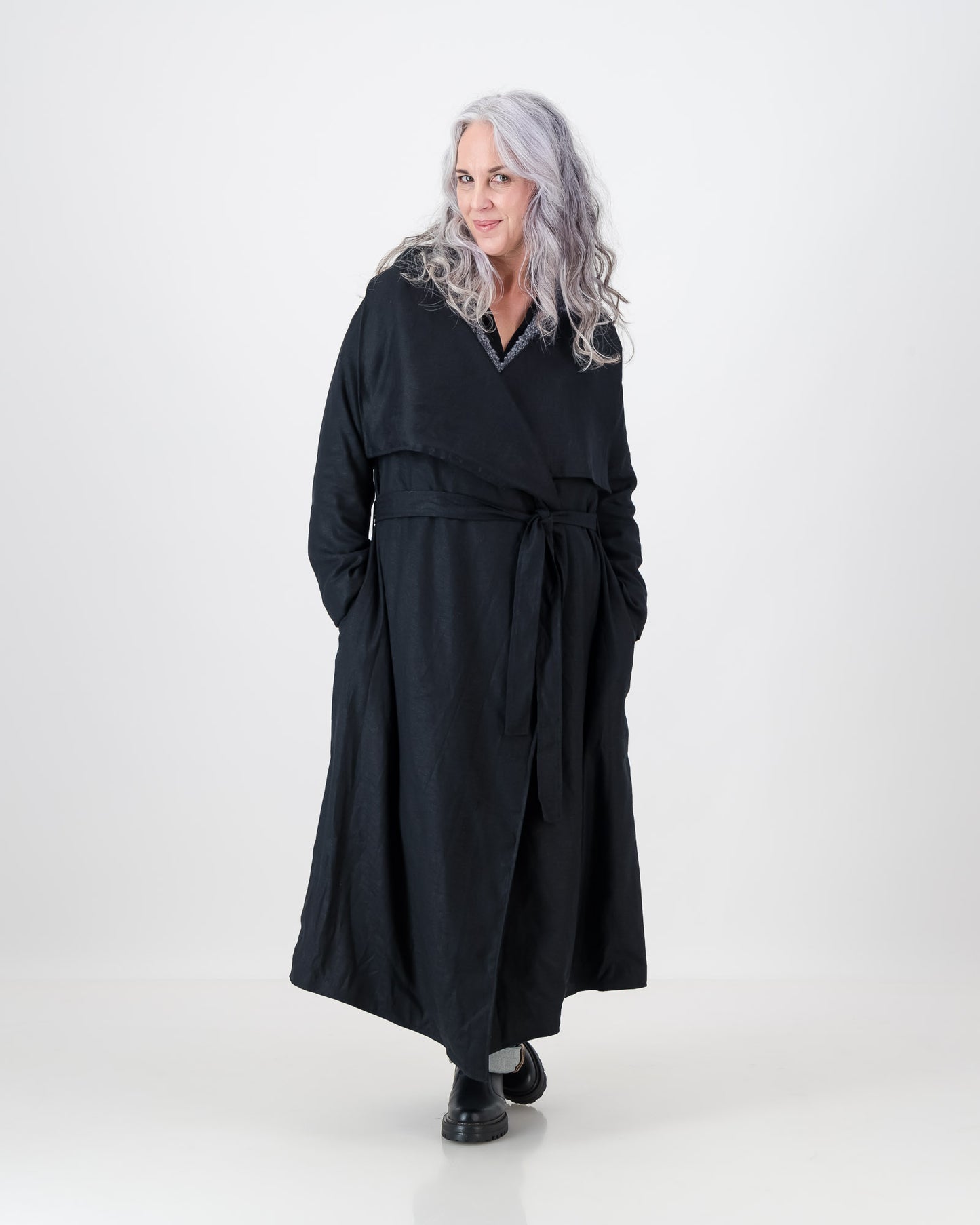 thandeka coat - black