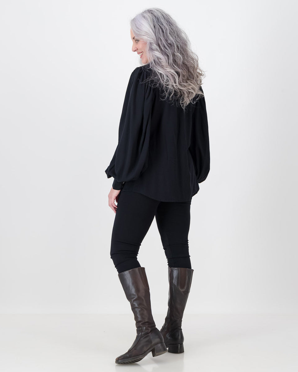 nivi blouse - black