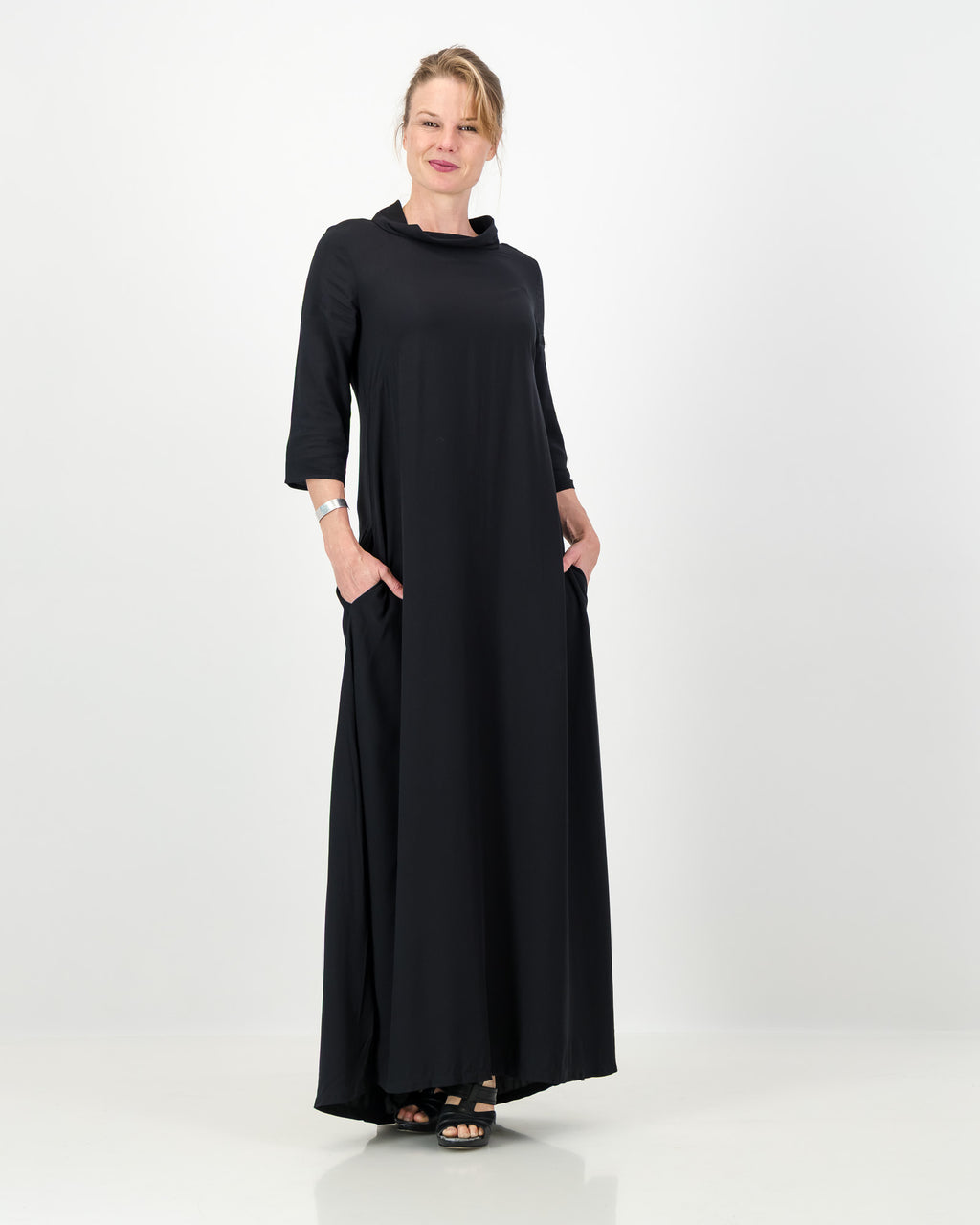 mila dress - black