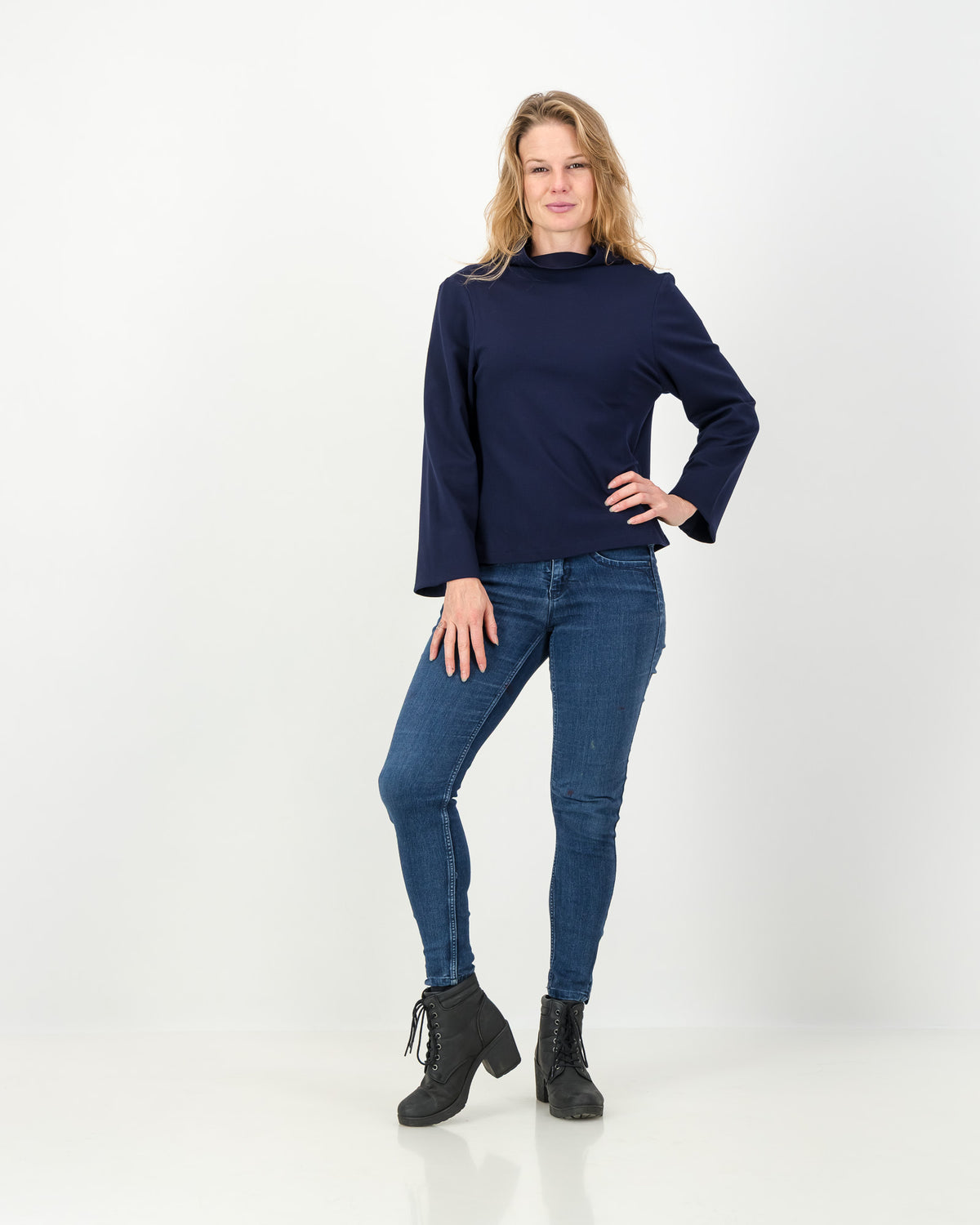 thalita relaxed winter track top - navy