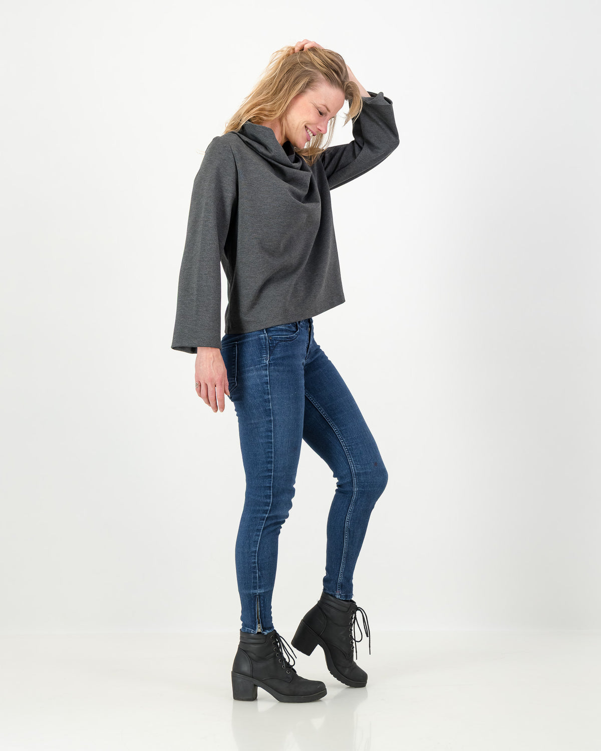 thalita relaxed winter track top - charcoal